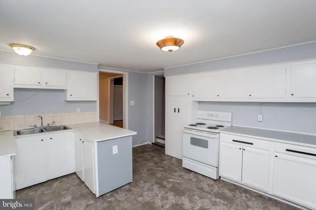 $540,000 | 309-311 Harrison Street, Frenchtown, NJ 08825