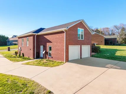 $499,900 | 739 Joyce Avenue, Lewisburg, TN 37091