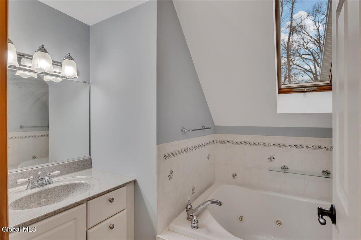 29 Old Canal Road Halfmoon, NY 12065 - Photo 38 of 63 048-P1838985