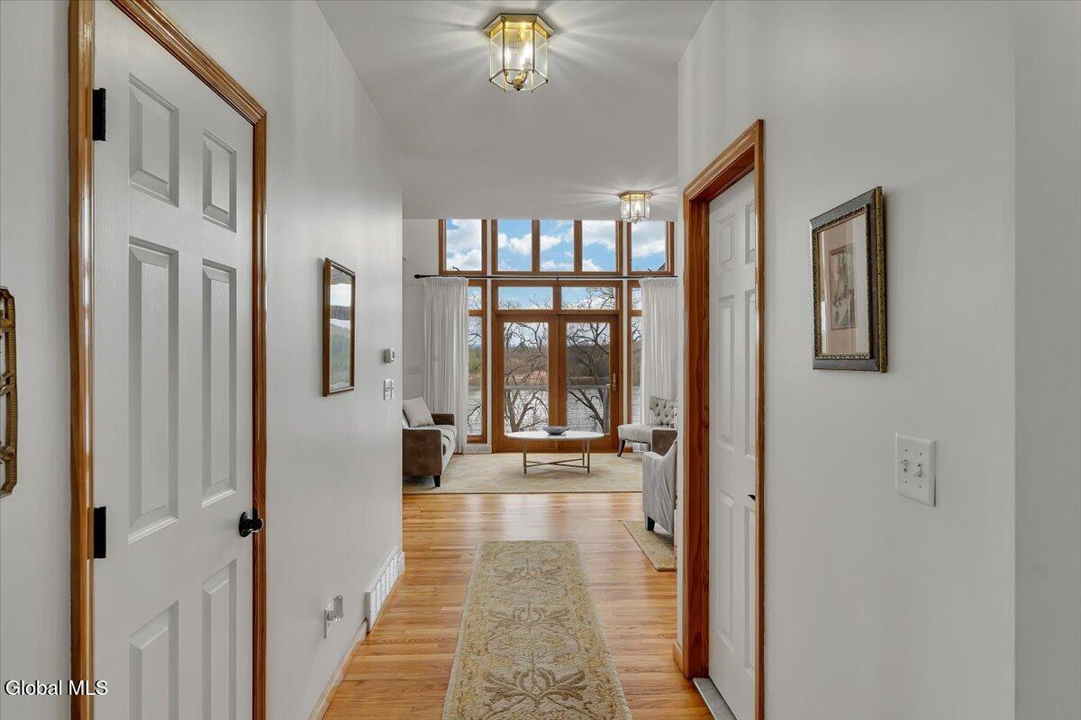 29 Old Canal Road Halfmoon, NY 12065 - Photo 5 of 63 007-P1838881