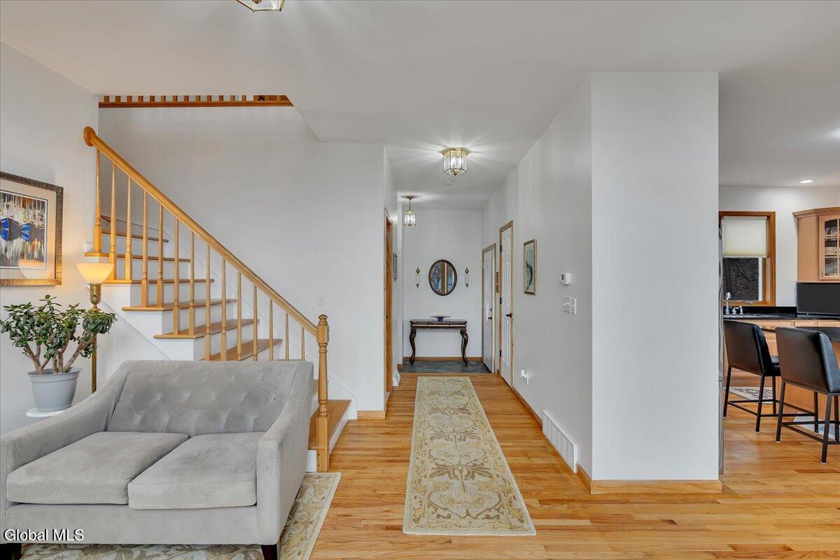 29 Old Canal Road Halfmoon, NY 12065 - Photo 6 of 63 008-P1838749