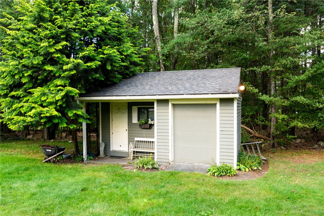 39 Sumner Brown Road Cumberland, RI 02864 - Photo 38 of 48