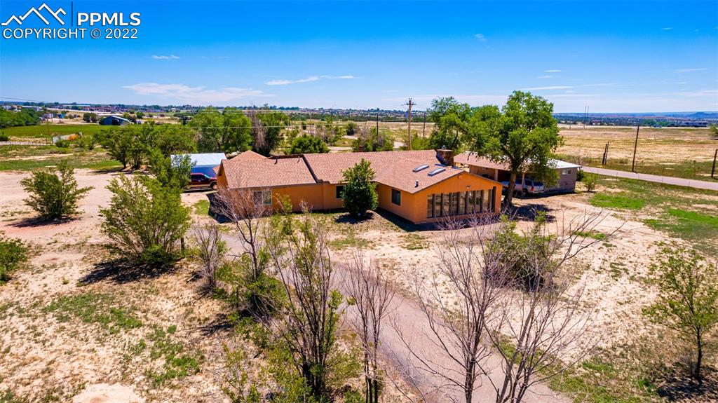 918 B Street Penrose, CO 81240 - Photo 1 of 23 a view of a terrace with sitting area
