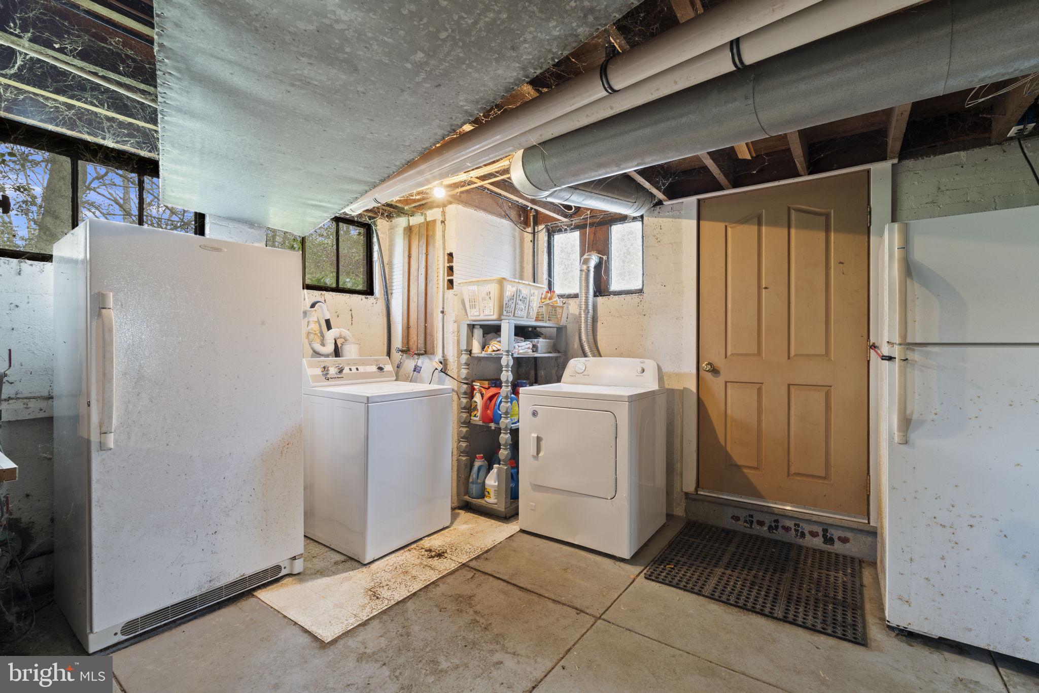 186 South Rte 73 Hammonton, NJ 08037 - Photo 29 of 38 a utility room with dryer and washer