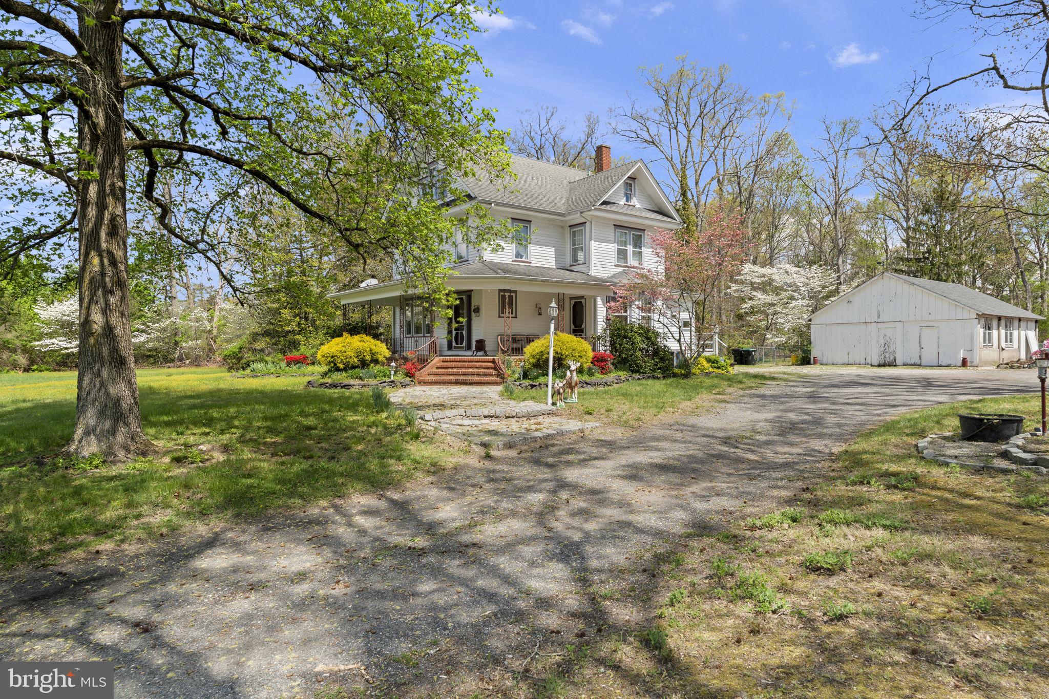 186 South Rte 73 Hammonton, NJ 08037 - Photo 3 of 38 a view of a house with a yard