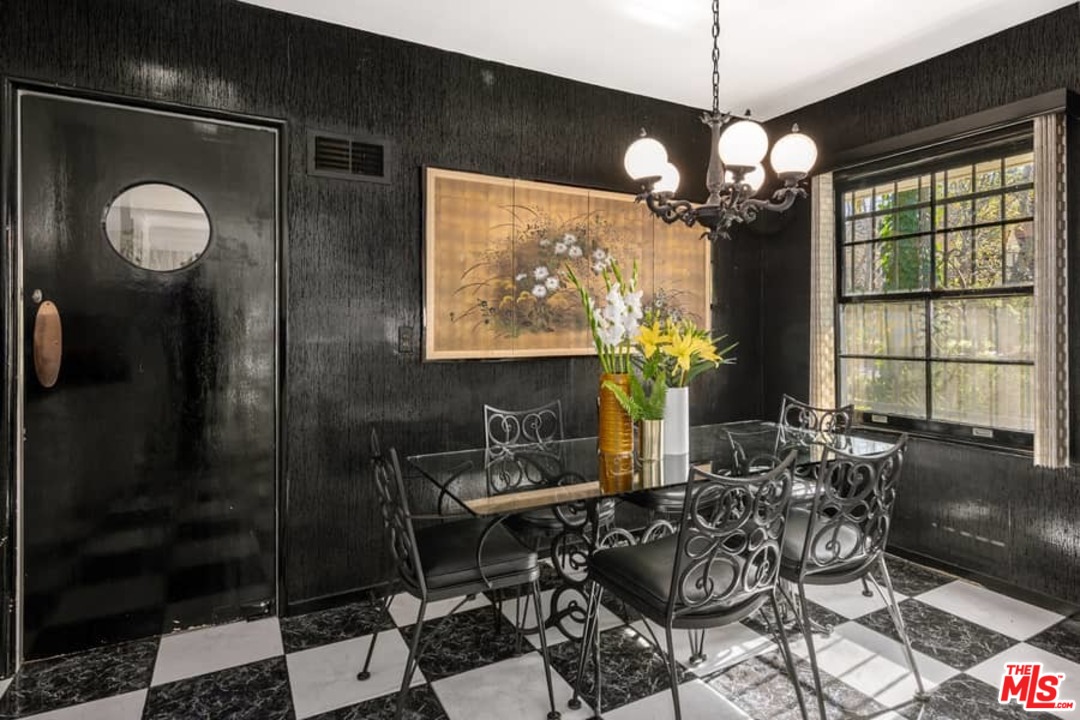 3255 Fryman Road Studio City, CA 91604 - Photo 11 of 35 Gallery Image 11