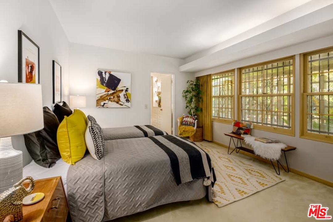 3255 Fryman Road Studio City, CA 91604 - Photo 18 of 35 Gallery Image 18