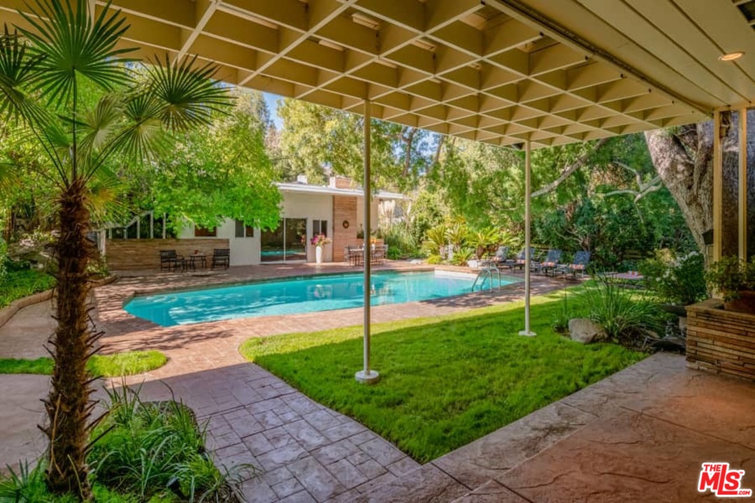 3255 Fryman Road Studio City, CA 91604 - Photo 24 of 35 Gallery Image 24