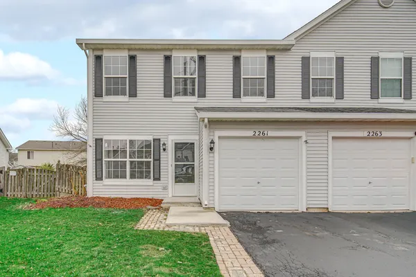 $286,900 | 2261 Rebecca Circle, Montgomery, IL 60538