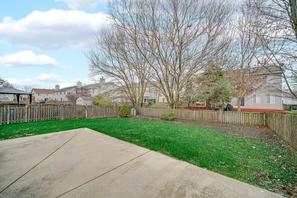 $286,900 | 2261 Rebecca Circle, Montgomery, IL 60538
