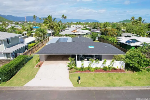 $1,999,000 | 225 Aikane Street, Kailua, HI 96734