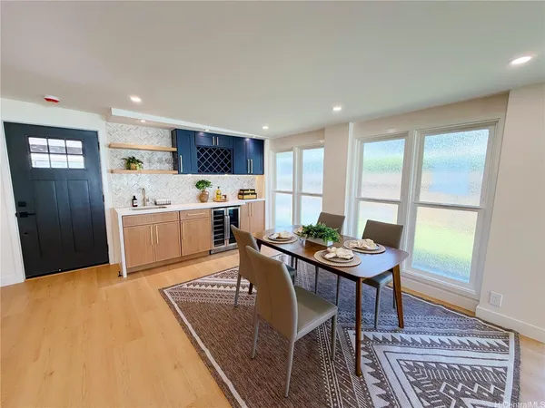$1,999,000 | 225 Aikane Street, Kailua, HI 96734