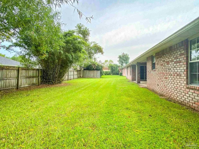 $2,350 | 9121 Sebring Drive, Pensacola, FL 32506