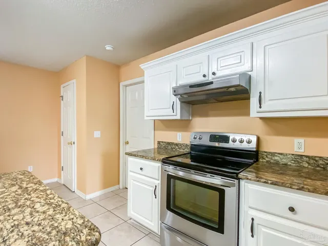 $2,350 | 9121 Sebring Drive, Pensacola, FL 32506