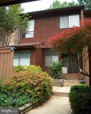 11974 Greywing Court Reston, VA 20191 - Photo 1 of 21 Exterior (Front)