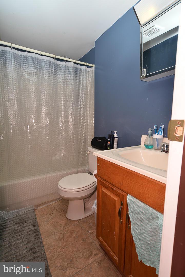11974 Greywing Court Reston, VA 20191 - Photo 20 of 21 3rd full bath in basement with ceramic tile floors