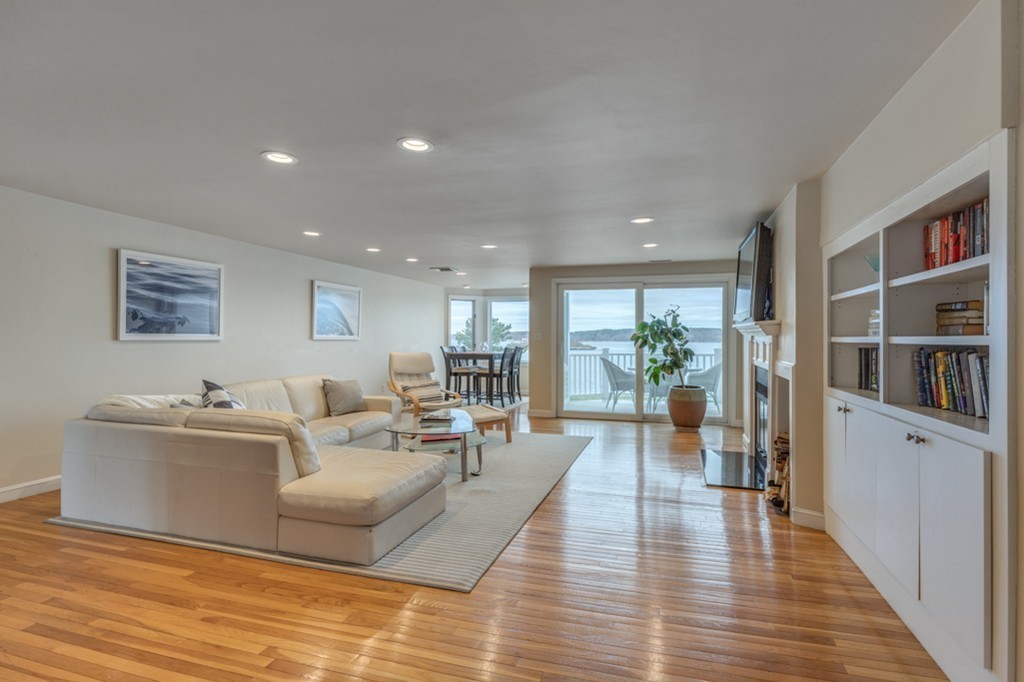 7 Rackliffe Street, Unit 4 Gloucester, MA 01930 - Photo 6 of 22 Gallery Image 6