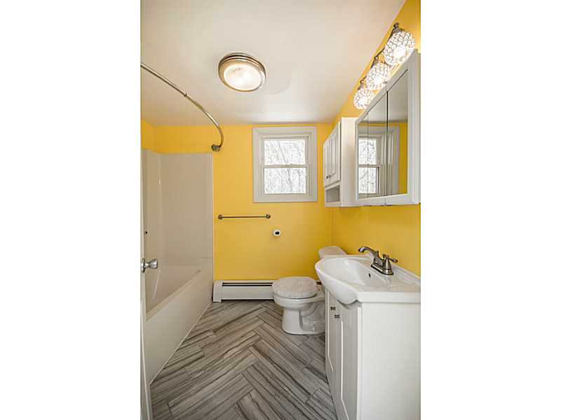 25 South Shore Road Little Compton, RI 02837 - Photo 13 of 25 Bathroom.