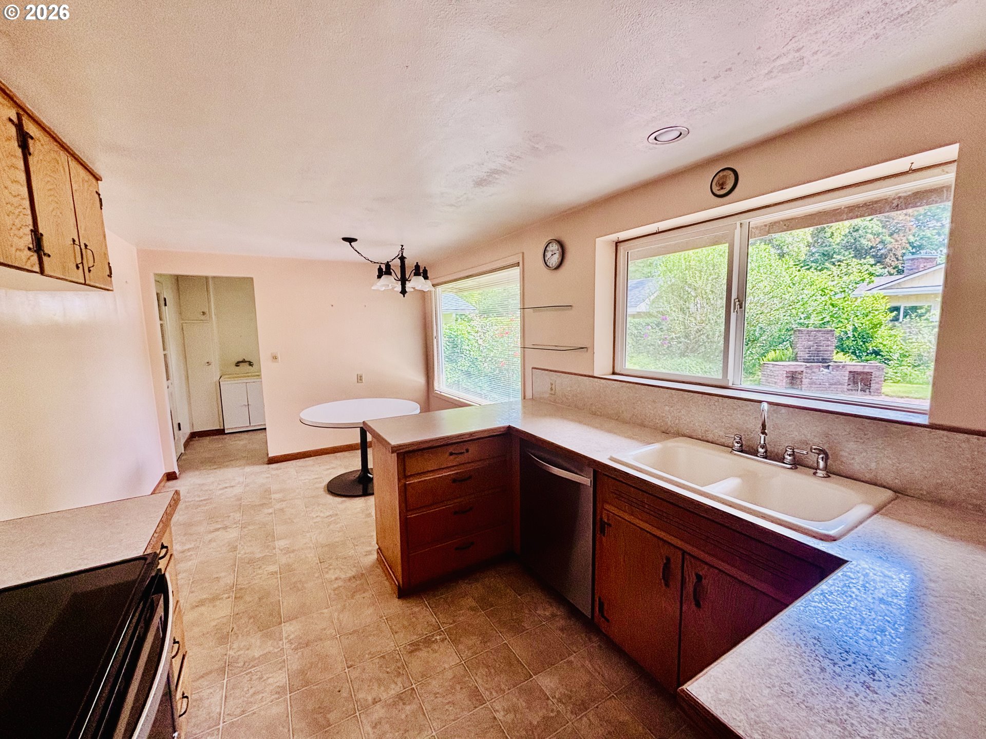 45 Rustic Place Eugene, OR 97401 - Photo 8 of 25
