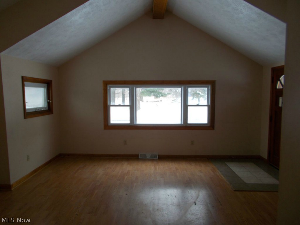 635 Whitney Road Conneaut, OH 44030 - Photo 2 of 13 Gallery Image 2