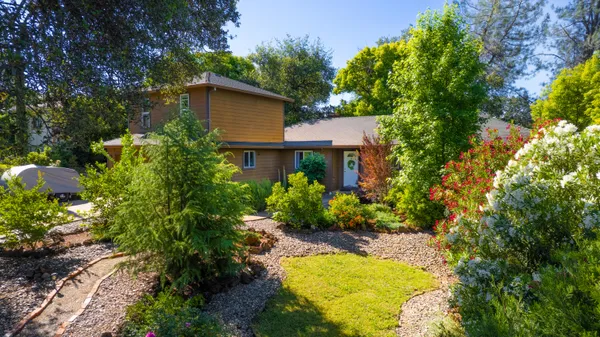 $438,000 | 1451 Carter Way, Redding, CA 96002