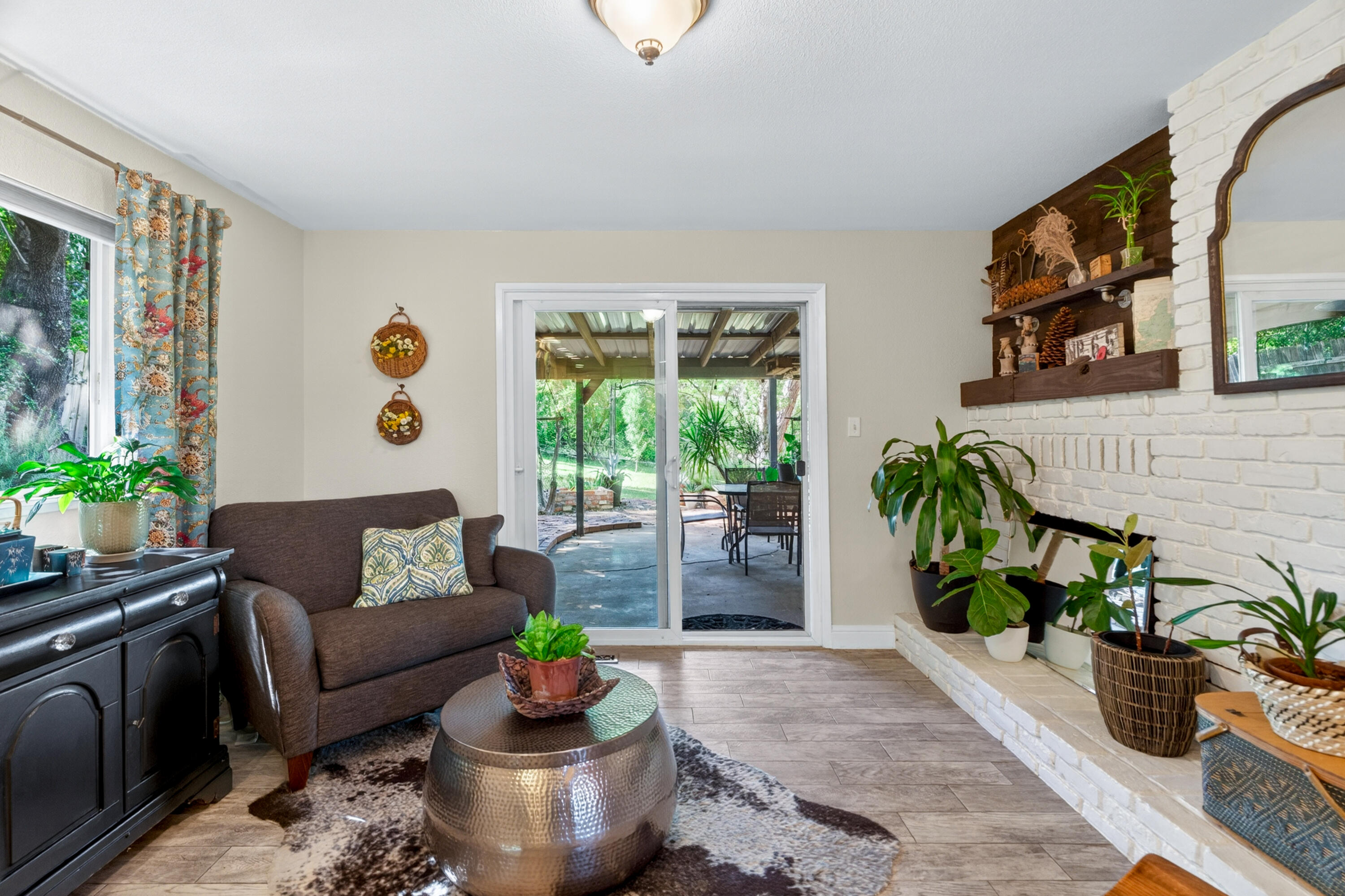 1451 Carter Way Redding, CA 96002 - Photo 23 of 52 1451 Carter Way-01684