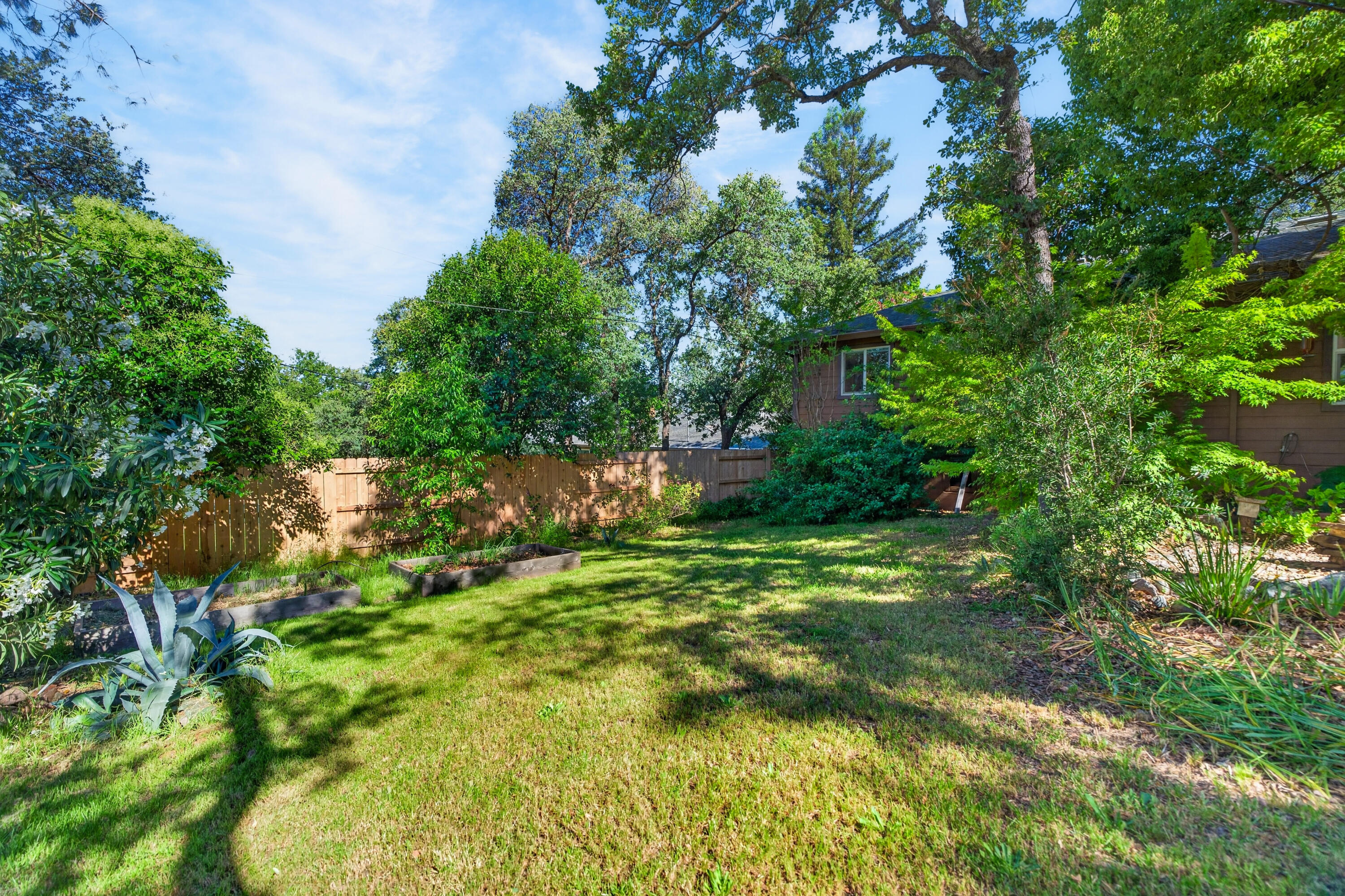 1451 Carter Way Redding, CA 96002 - Photo 51 of 52 1451 Carter Way-01572