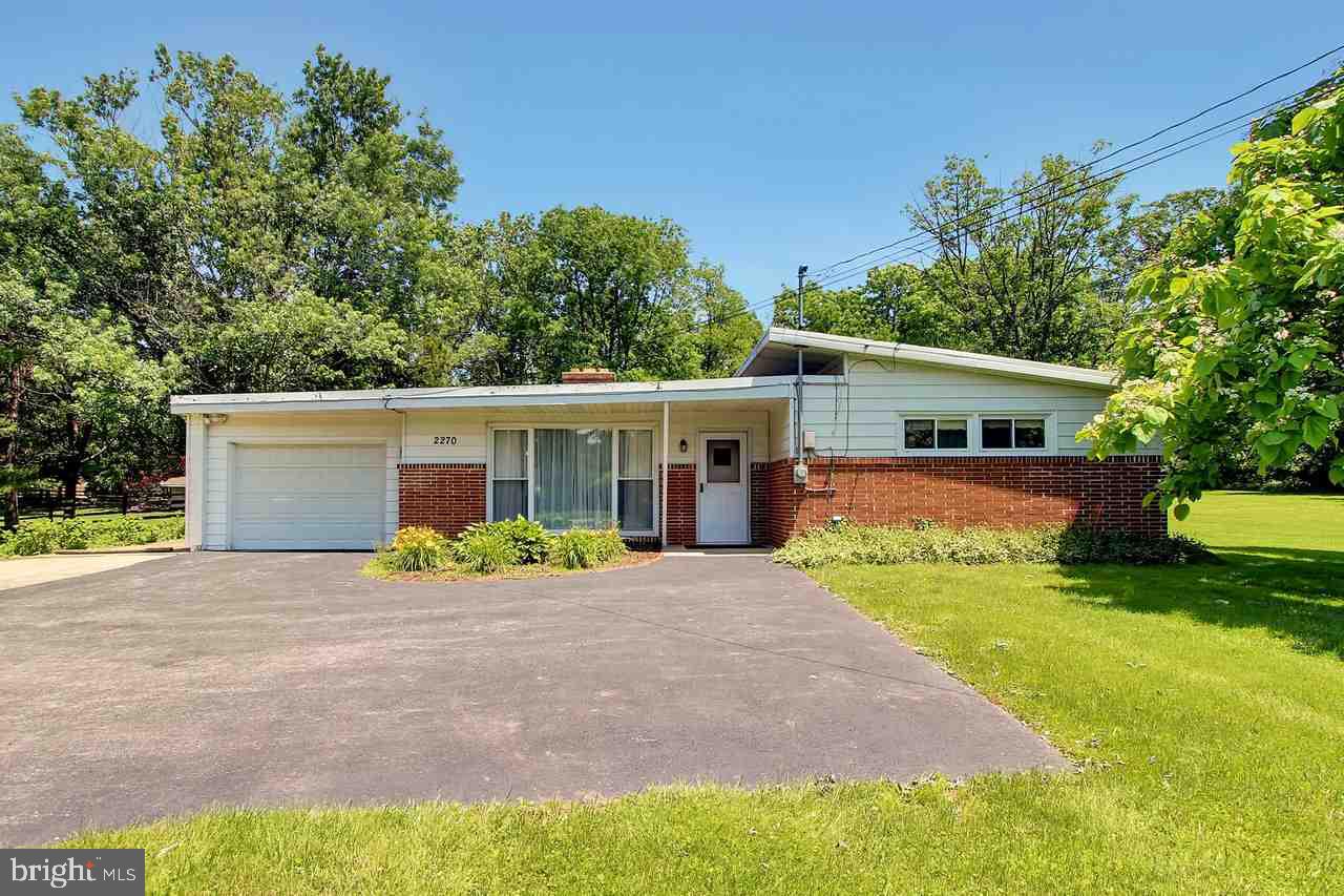 2270 Baker Road York, PA 17408 - Photo 1 of 25 Gallery Image 1