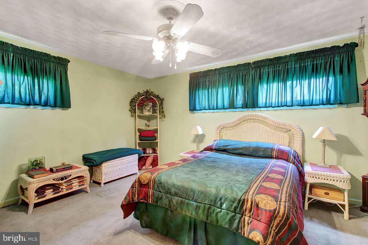 2270 Baker Road York, PA 17408 - Photo 11 of 25 Gallery Image 11