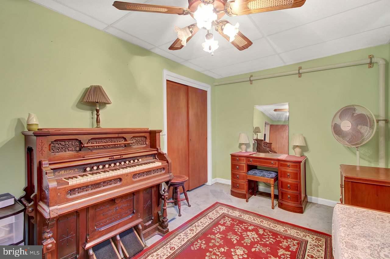 2270 Baker Road York, PA 17408 - Photo 15 of 25 Gallery Image 15
