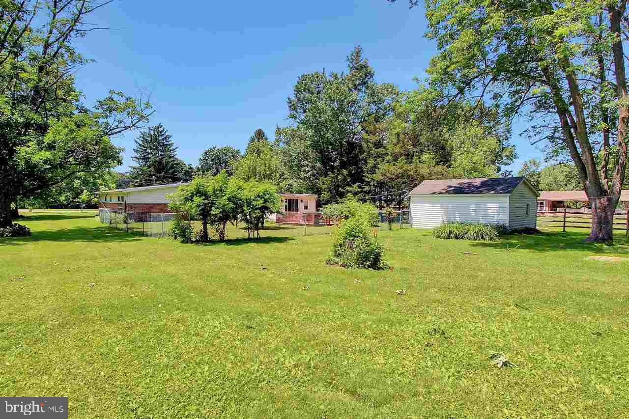 2270 Baker Road York, PA 17408 - Photo 24 of 25 Gallery Image 24