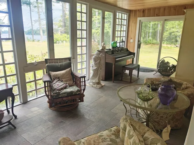 $749,900 | 151 Plymouth Street, Halifax, MA 02338