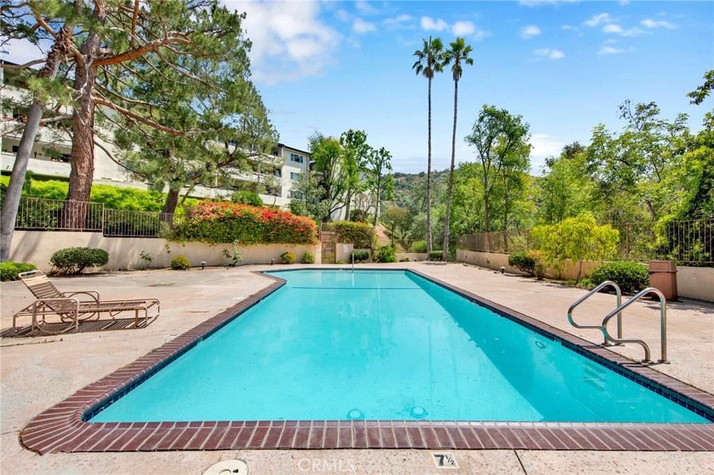 1935 Alpha Road, Unit 229 Glendale, CA 91208 - Photo 13 of 14