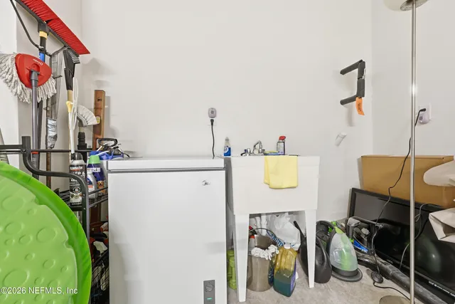 $560,000 | 11260 Town View Drive, Jacksonville, FL 32256