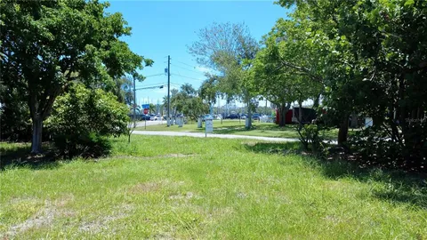 $395,000 | 4725 Trade Winds Drive South, Gulfport, FL 33711