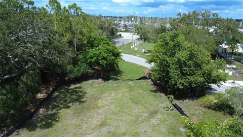 $395,000 | 4725 Trade Winds Drive South, Gulfport, FL 33711