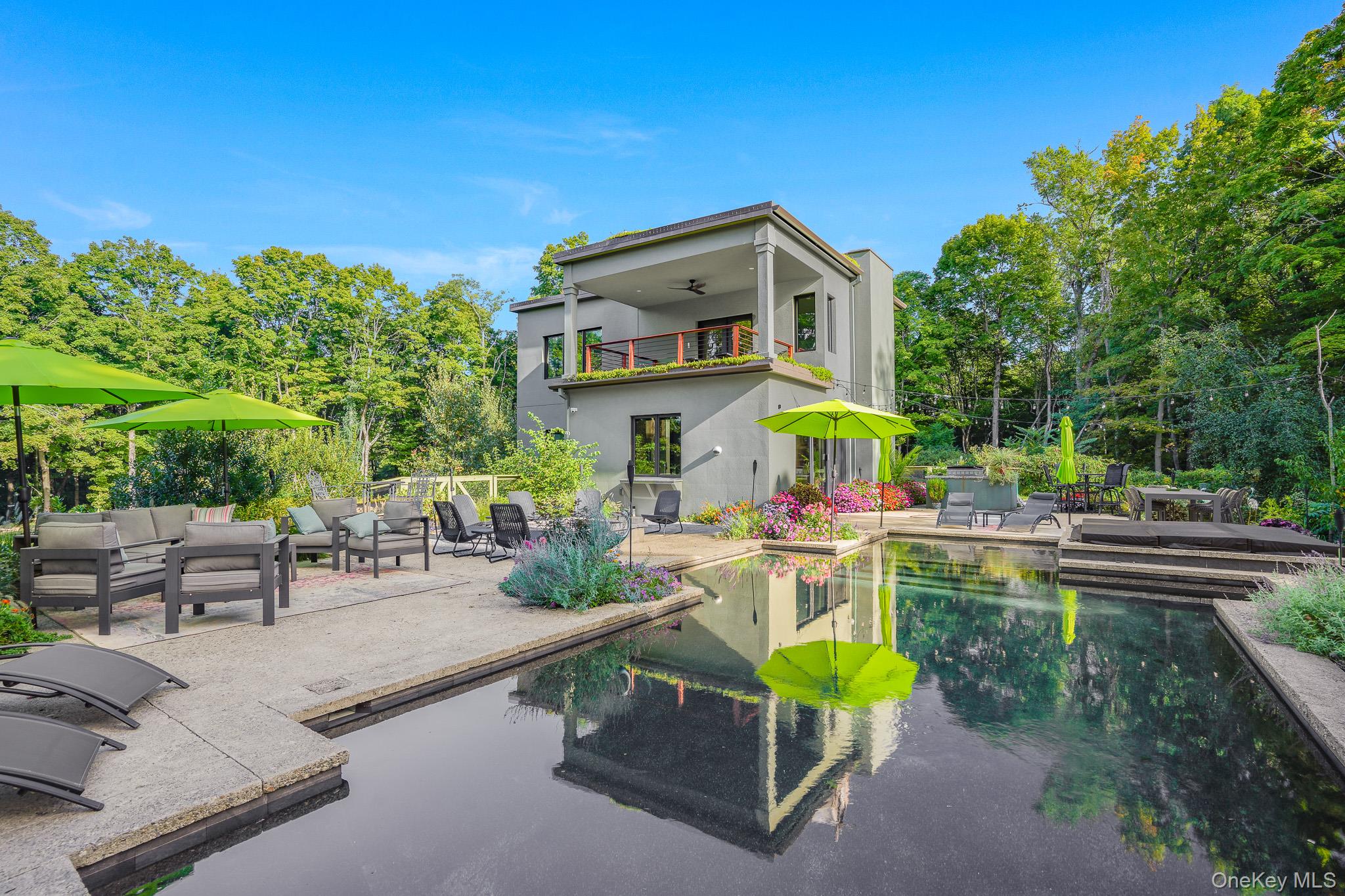 215 Smith Road Poughkeepsie, NY 12603 - Photo 20 of 33 Gallery Image 20