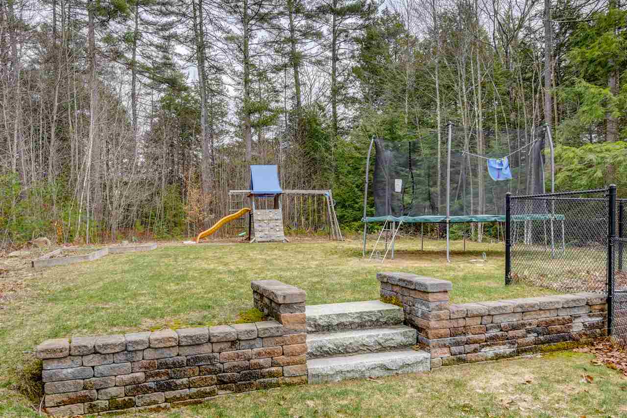 20 Rice Lane Bedford, NH 03110 - Photo 34 of 39