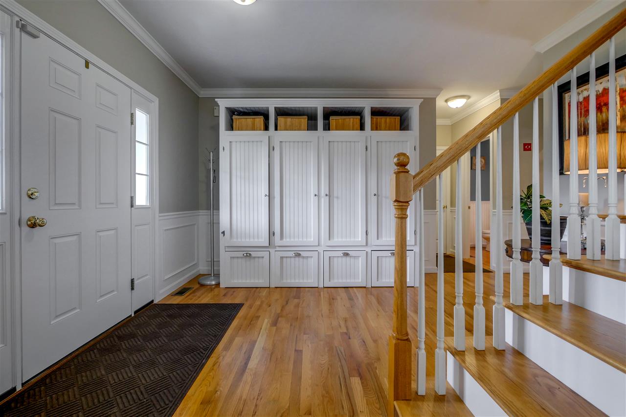 20 Rice Lane Bedford, NH 03110 - Photo 5 of 39