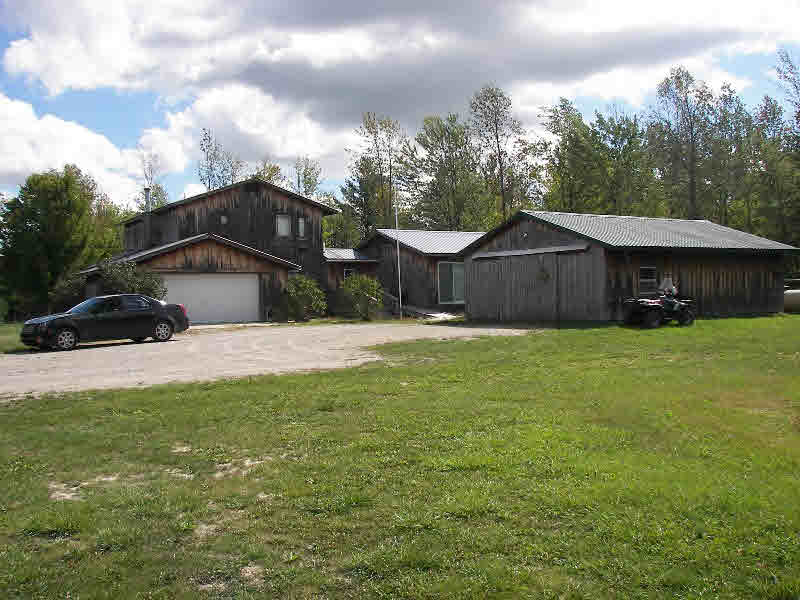 2523 Mt Forest Road Rhodes, MI 48652 - Photo 1 of 26