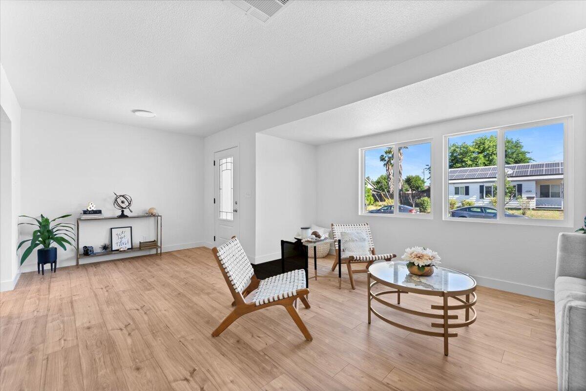 1118 4th Street Redding, CA 96002 - Photo 2 of 18 03-1118 4th St I-10