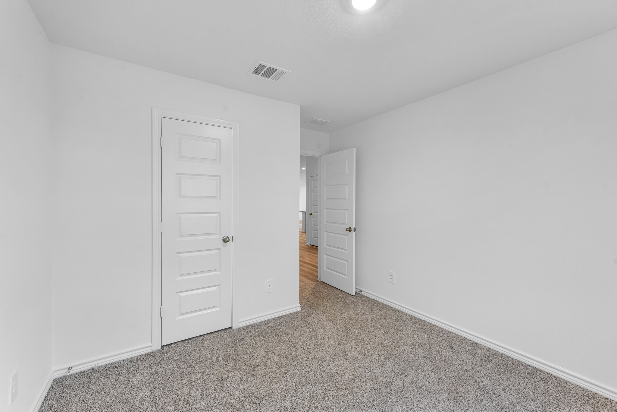 5650 Spoonbill Orange, TX 77632 - Photo 16 of 26 a view of an empty room