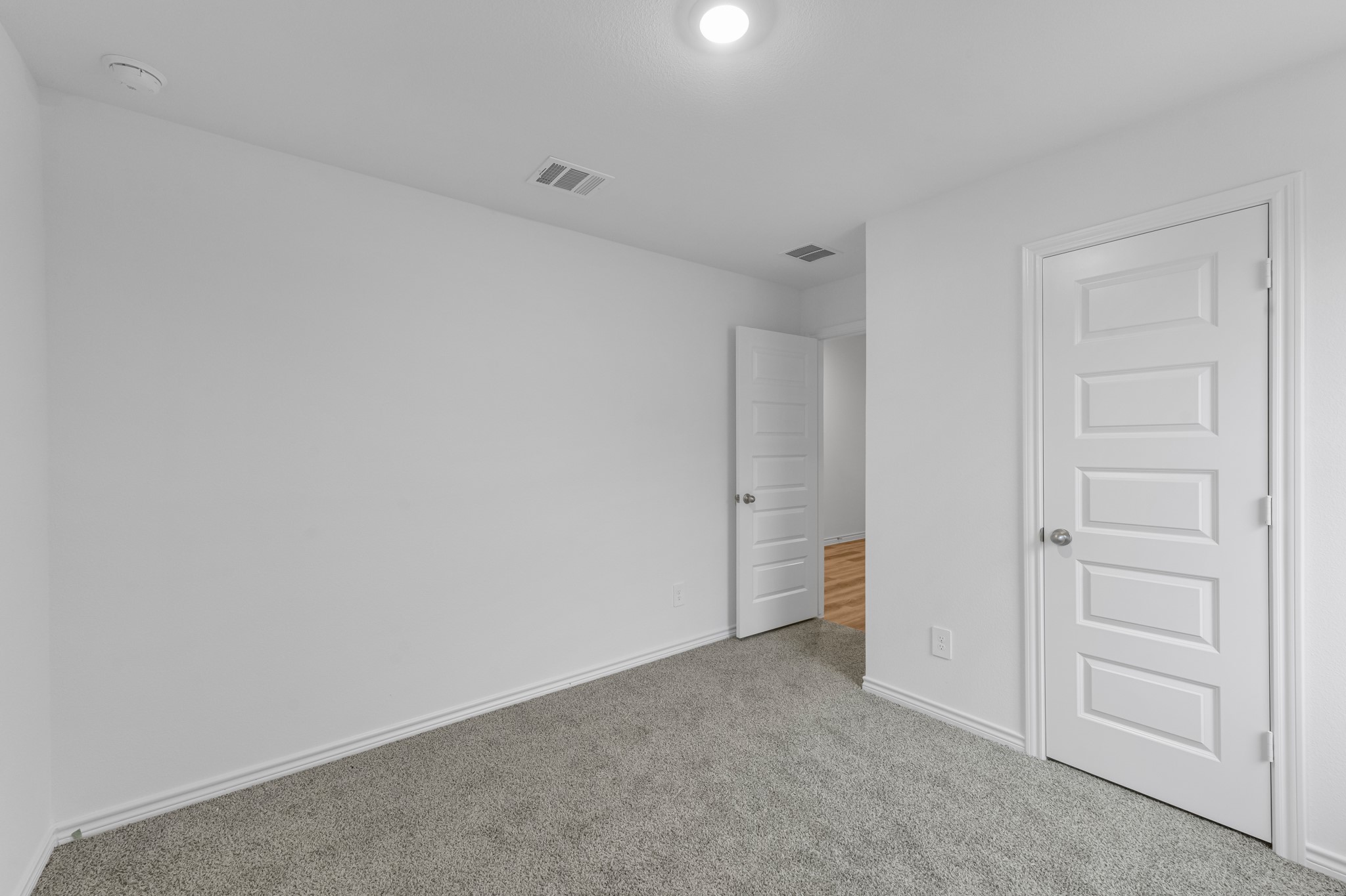 5650 Spoonbill Orange, TX 77632 - Photo 21 of 26 a view of an empty room