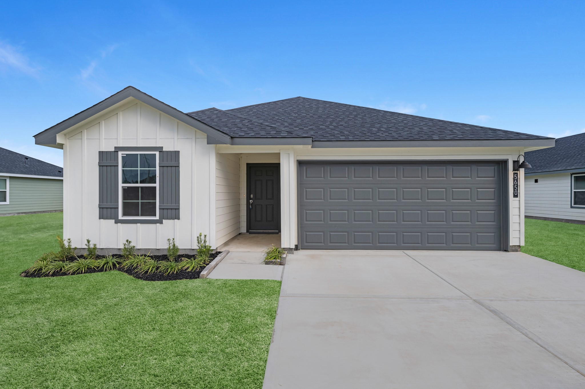5650 Spoonbill Orange, TX 77632 - Photo 24 of 26 front view of house with a yard