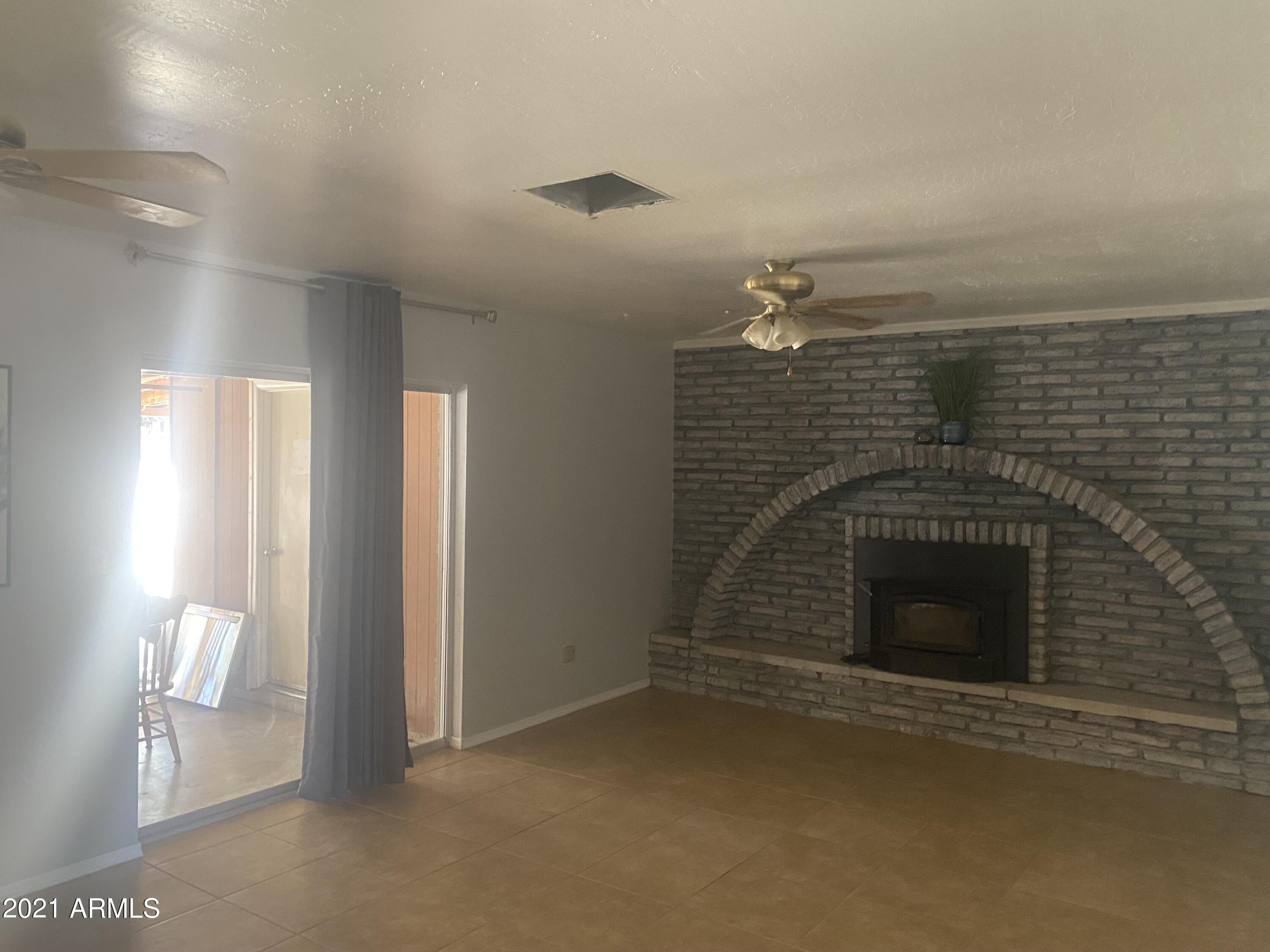 8686 South Springfield Road Globe, AZ 85501 - Photo 6 of 16 IMG_1284