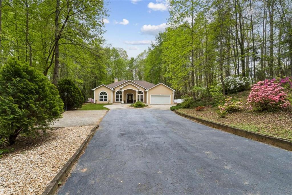 205 Carruth Road Jefferson, GA 30549 - Photo 2 of 69