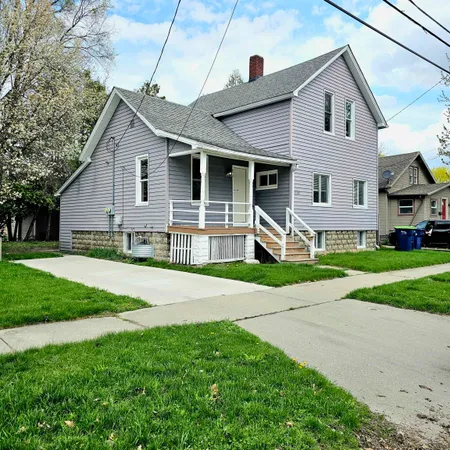 $133,500 | 1307 18th Street, Bay City, MI 48708