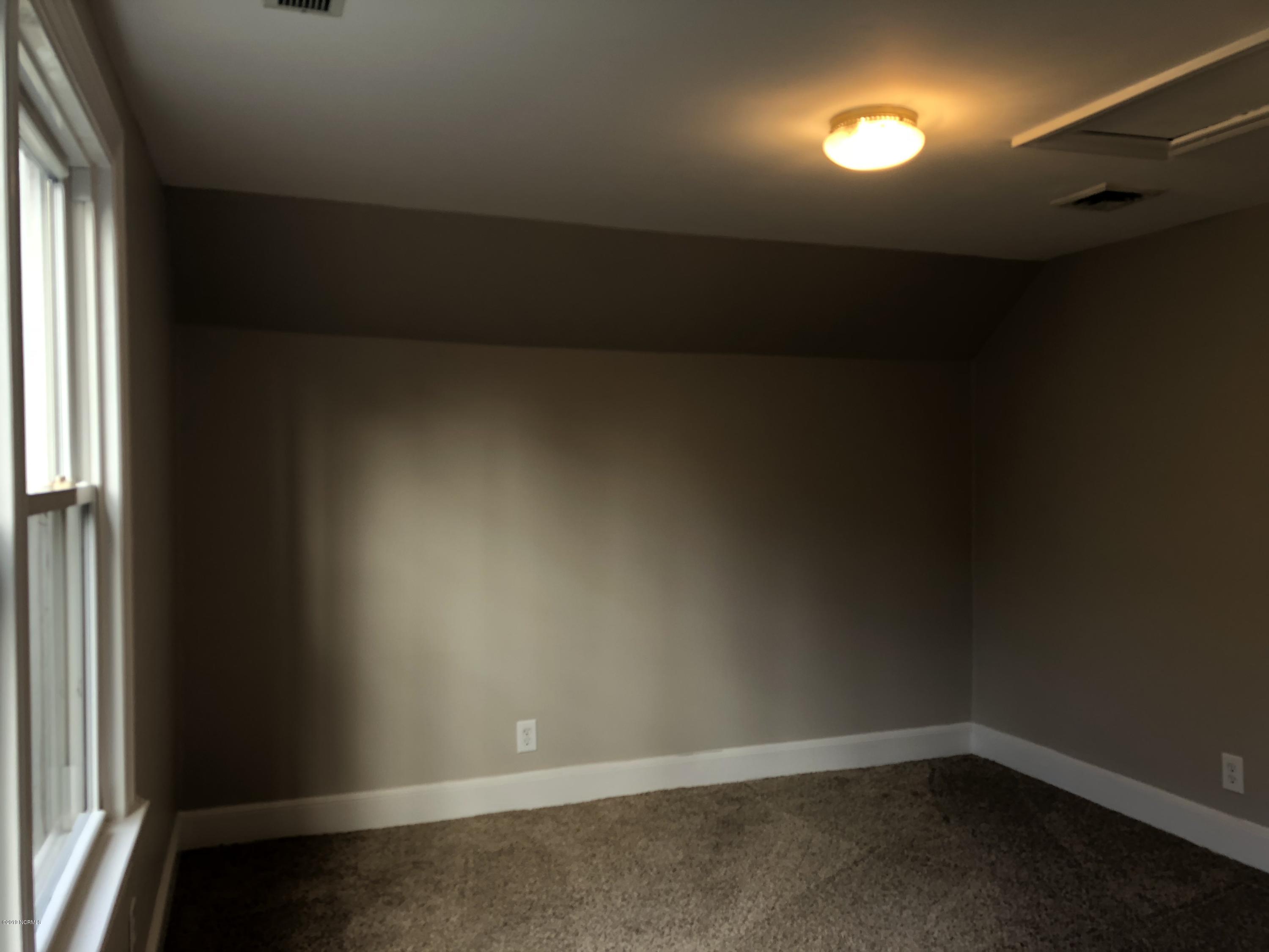 1210 Stockton Road Kinston, NC 28504 - Photo 27 of 33 25