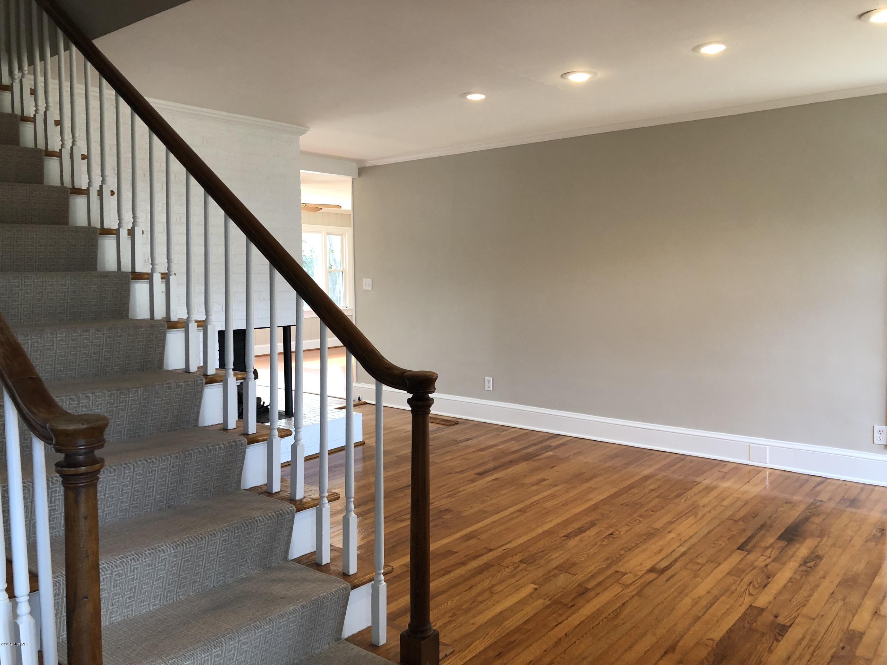 1210 Stockton Road Kinston, NC 28504 - Photo 3 of 33 3