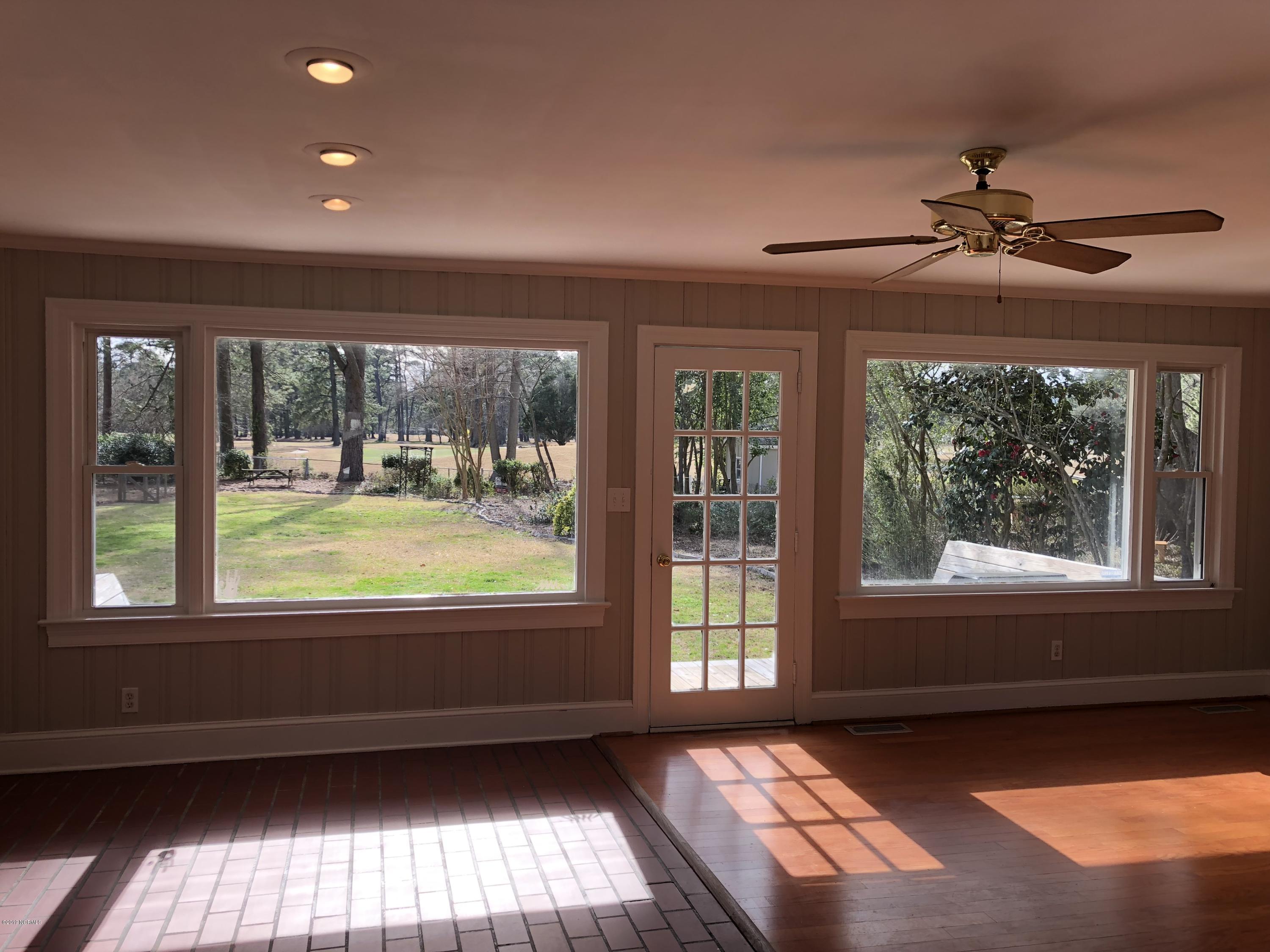 1210 Stockton Road Kinston, NC 28504 - Photo 7 of 33 7